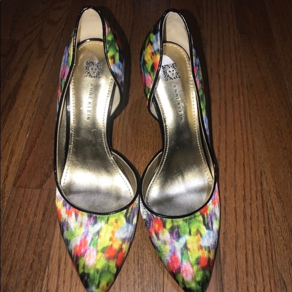 ⭐️Anne Klein size 8 1/2 heels⭐️
